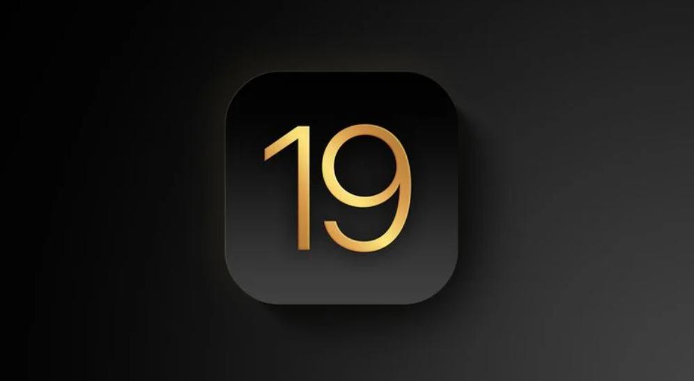 iOS 19将带来一系列AI功能的拓展和升级，特别是Siri的拟人化改进。以下是