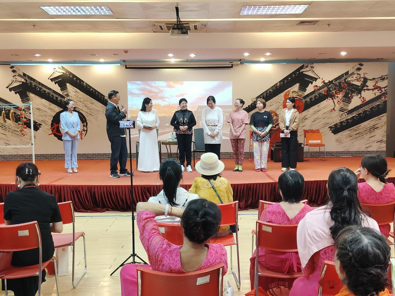农村题材话剧《王婶》黄埔区图书馆上演 温情演绎打动人心
 
（王瑞清报道：）10