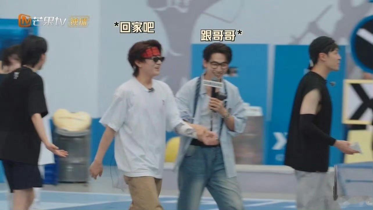 #雅秒淘汰石凯##披荆斩棘#石凯荣获史上最快游戏结束王者，雅实力太强悍了，直接被