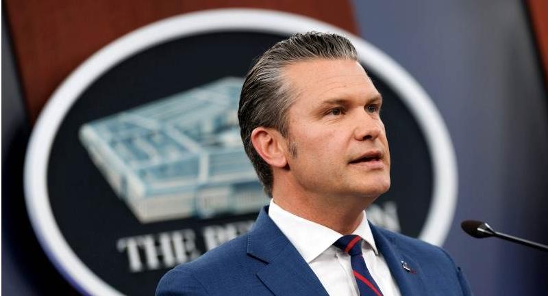 美国国防部长赫格塞斯周三表示，美国和以色列将在一周内"完全控制"伊朗领空，这一说