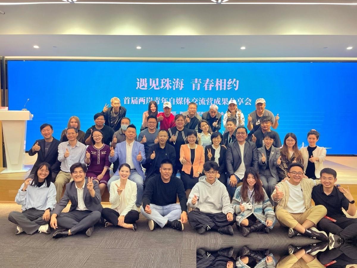 谁能想到，刚刚当选国民党主席的郑丽文，当年居然是在对手阵营里挑大梁的狠角色？去翻