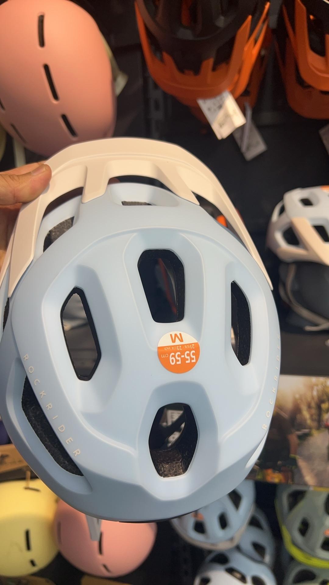 为啥真正有钱的人，名下看着啥财产都没有？好多人查执行信息，第一反应就是他把钱藏起