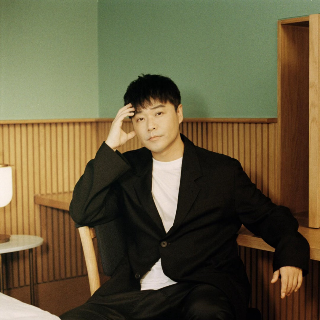 刘昊然找到了被陈思诚爱的证据 刘昊然没演《10间敢死队》，但陈思诚没让他缺席。一