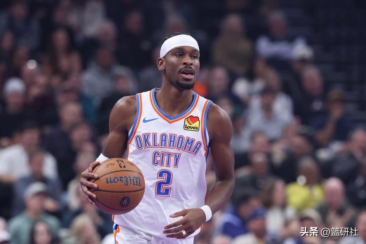 亚历山大真是太厉害了，31分钟拿到40分，外加3板7助
投篮命中率63%，
三分