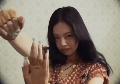 #jennie新歌概念预告# 美式复古！唱给 pretty girls 的歌[坏