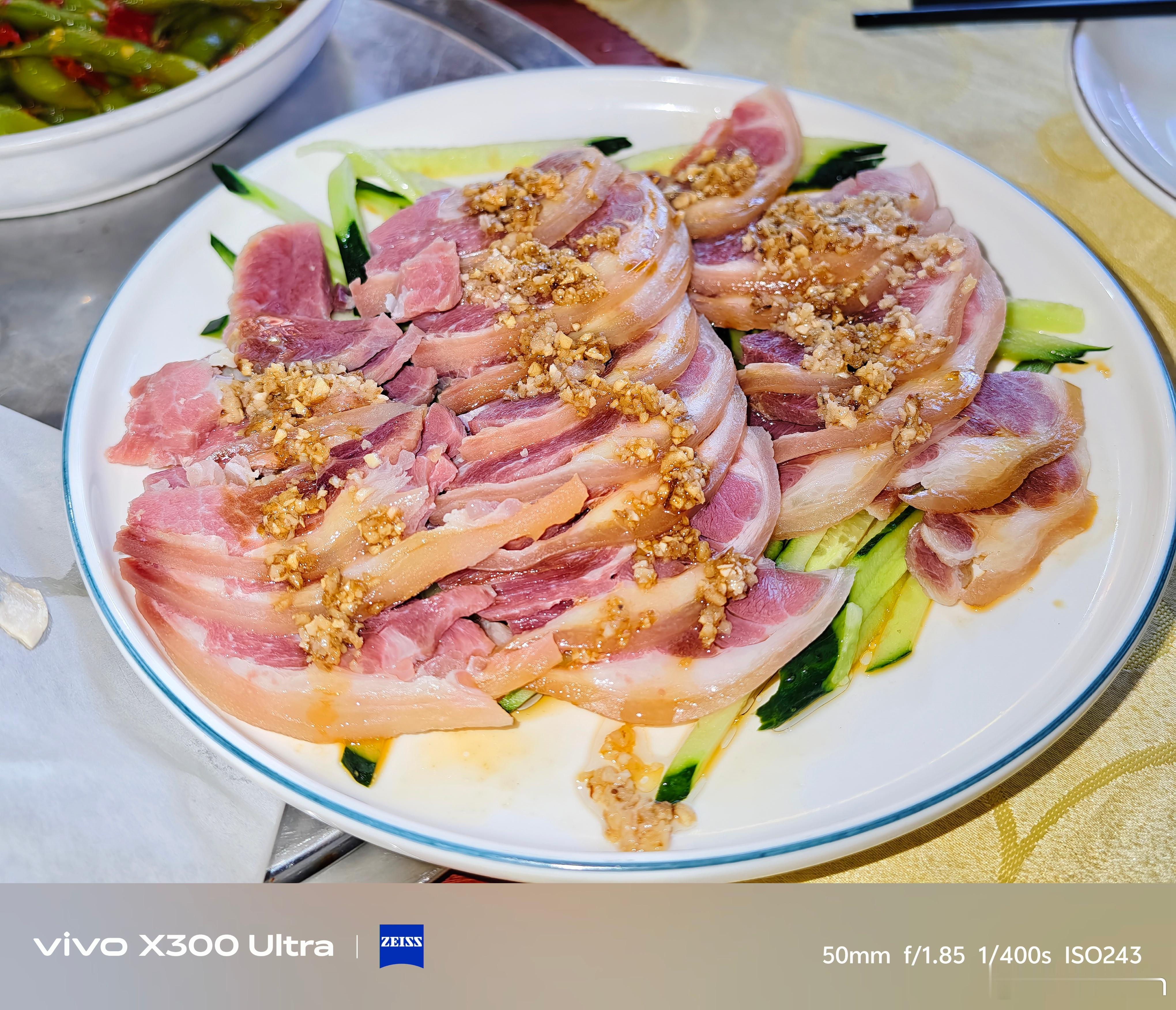 晚上美食模式➕手机闪光灯这个色调如何？好看就完事了！ 珠海