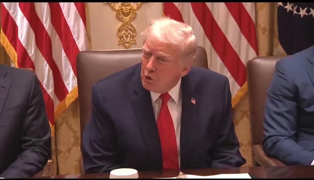 特朗普：中国大部分产业都依赖煤炭

特朗普1月29日在内阁会议上称：“中国的大部