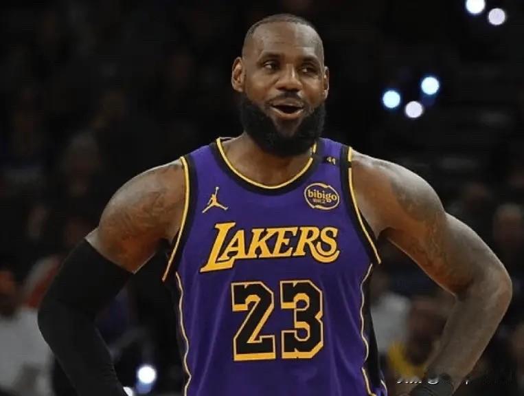 ESPN通过了对20名教练、球探和高管的调查，让他们对休赛期和新赛季的各个议题进