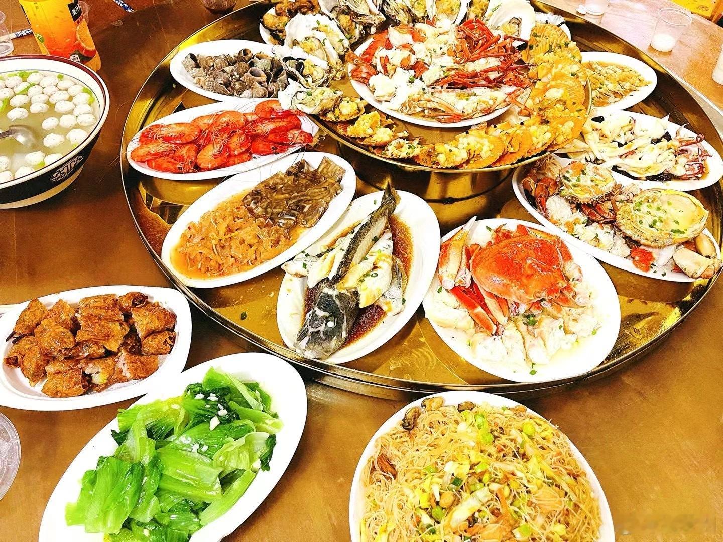 一个吃饱全家不饿[哈哈][哈哈][哈哈]  ​​​