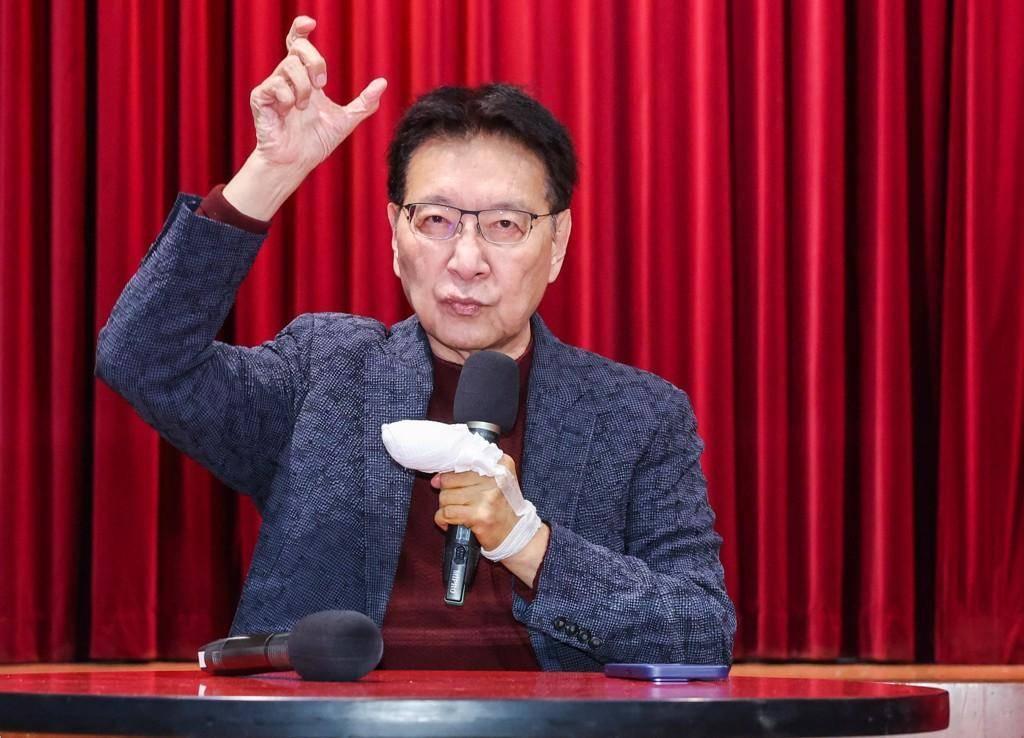 赵少康要求“大陆弃武”：是伪和平，更是剥夺中国主权的政治陷阱
 
近期，台海议题