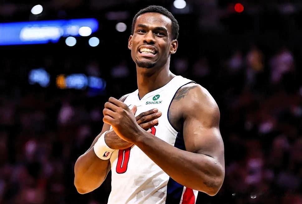 . 杜伦将和湖人会面！东契奇点名要的顶级中锋有望加盟！
 
NBA自由市场的大戏