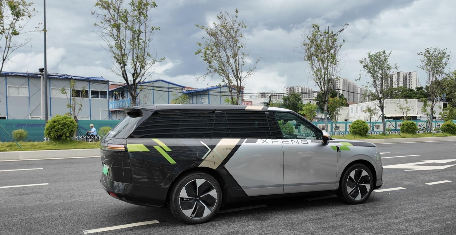🚕无人出租车真的来了！ 2026被称作Robotaxi商业化元年！曹操出行在杭