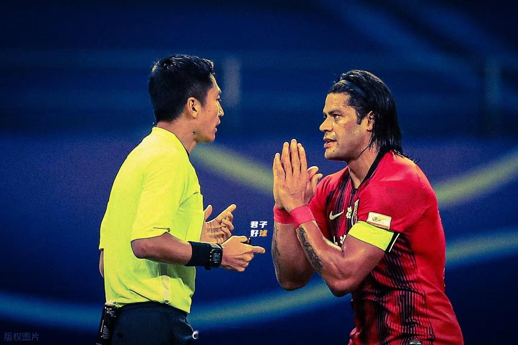 马宁回应被亚足联取消资格马宁说这次带着奖牌回来的 真回国了，这次是带着奖牌回来的