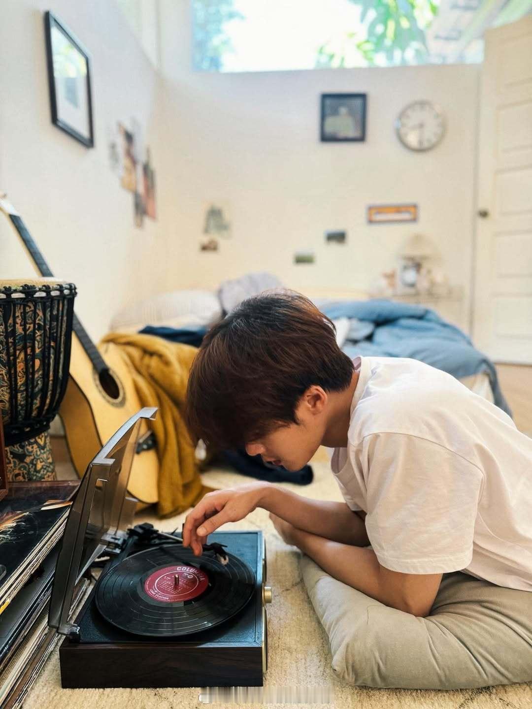 美好的一天从看帅哥开始檀健次震耳欲聋 jct檀健次李淇