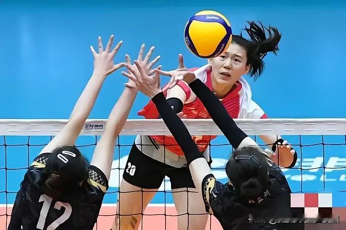 随笔。
   全锦赛，淘汰赛天津对浙江。
   天津女排以2：3输给浙江。
  