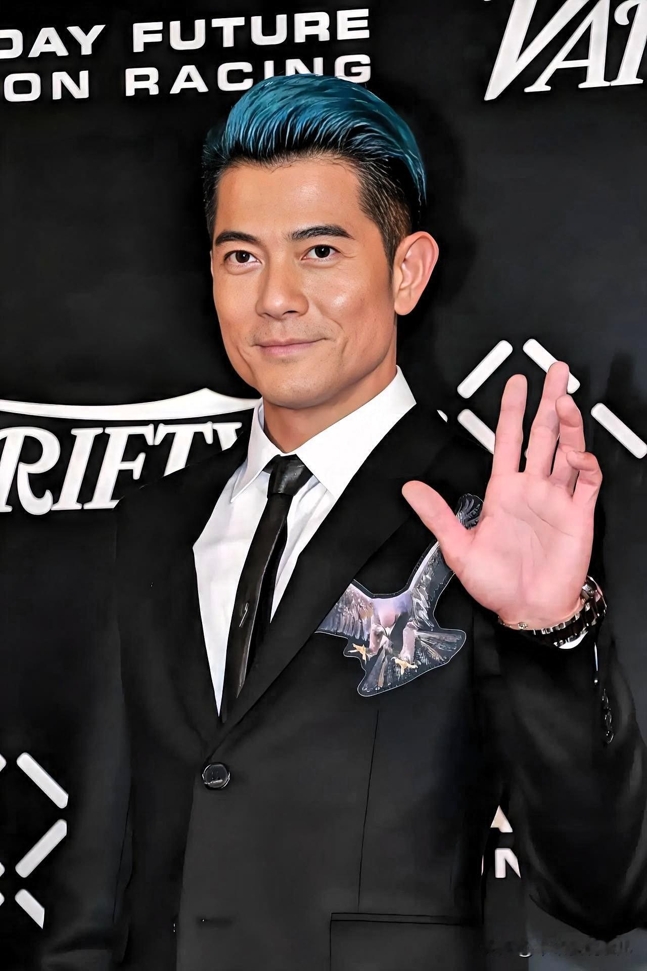 太惊讶了啊家人们

郭富城三胎官宣不久，60岁生日会劲歌热舞，一连串动作毫不费力