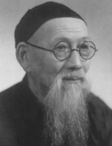 1931年，宋美龄陪同母亲在杭州游玩半月，花销一万三千七百八十块大洋，事后将单据