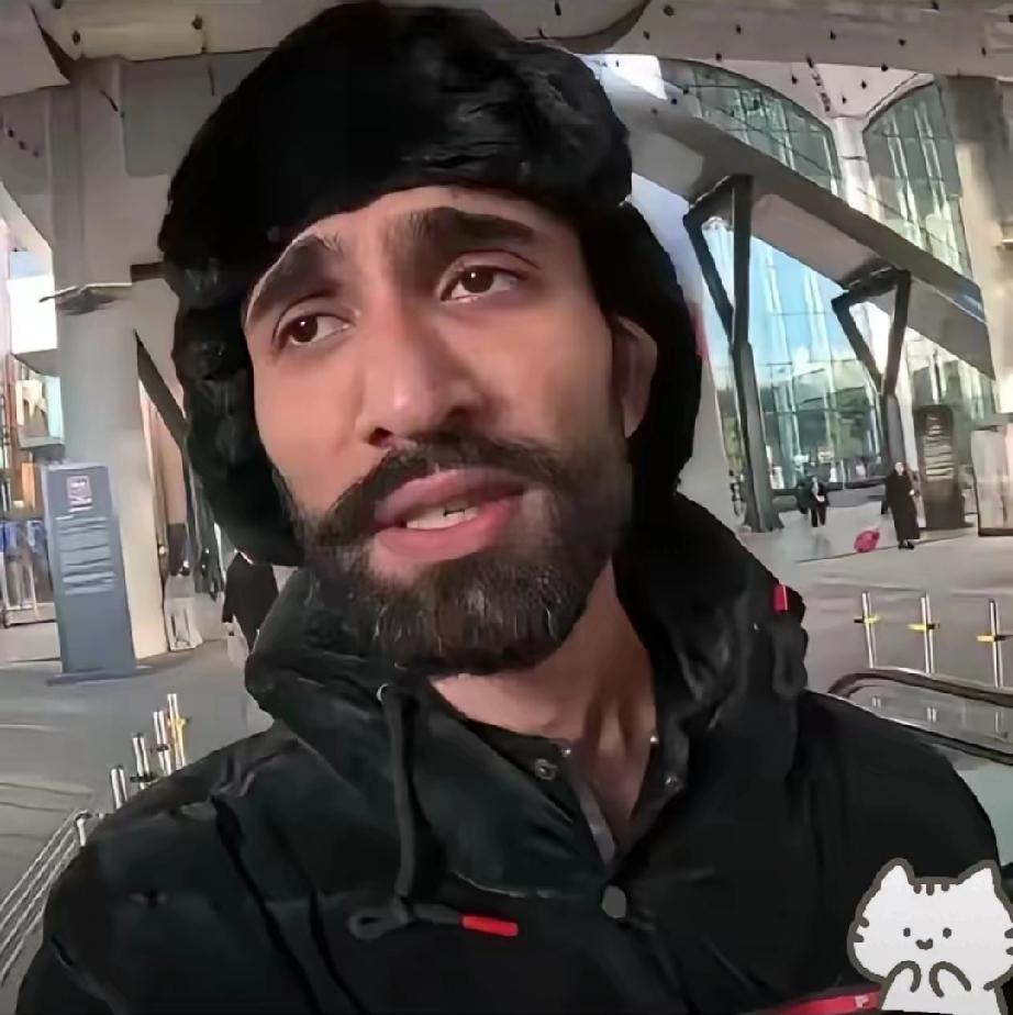 印度网红想逃单？中国店主可不吃这套！

听说有个印度网红来中国旅游，跑去面馆吃饭