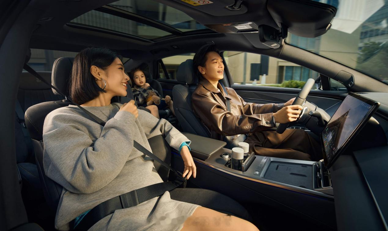 此次广州车展，比亚迪给我们带来了汉L和唐L的重量级的OTA升级，最关键的——汉唐