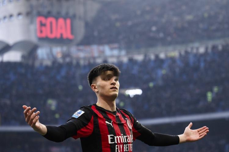 据全市场网报道称，米兰不会出售巴尔泰萨吉。英超豪门曾关注过巴尔泰萨吉，并且未来仍