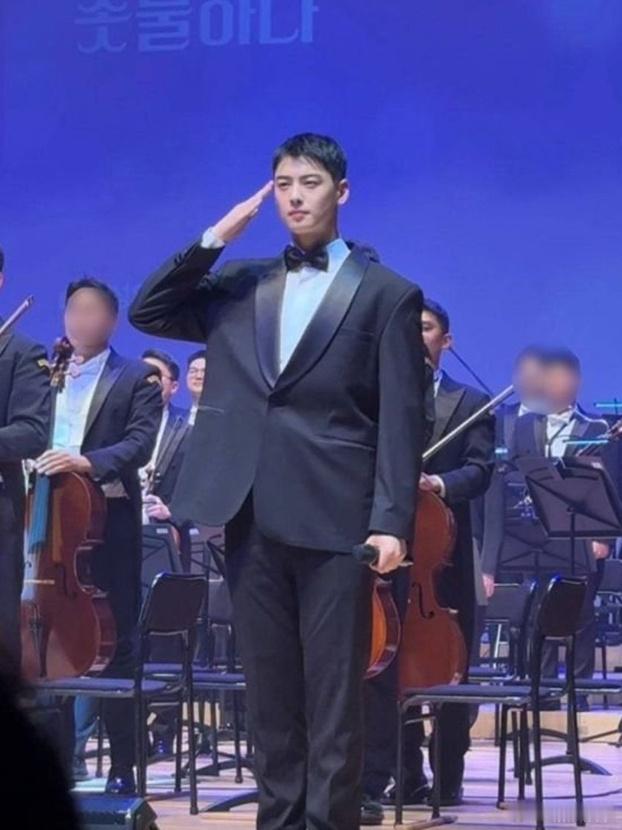军队回应车银优职务变更 据韩媒，车银优涉嫌偷税漏税后，有民众透过国民申诉系统表示