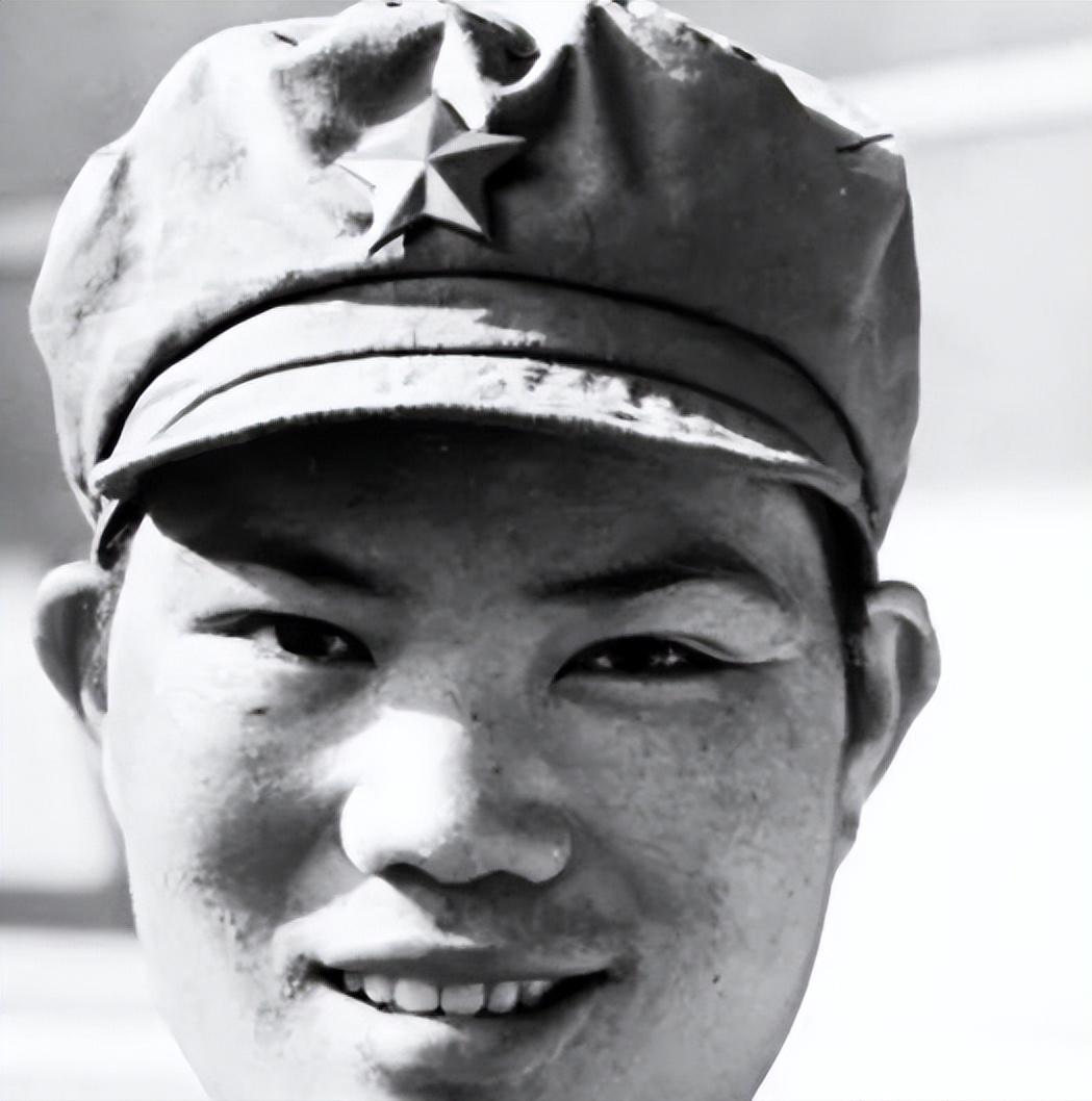 1971年，23岁的女干部李玉枝嫁给了一级伤残战斗英雄，新婚之夜二人同房时，她竟