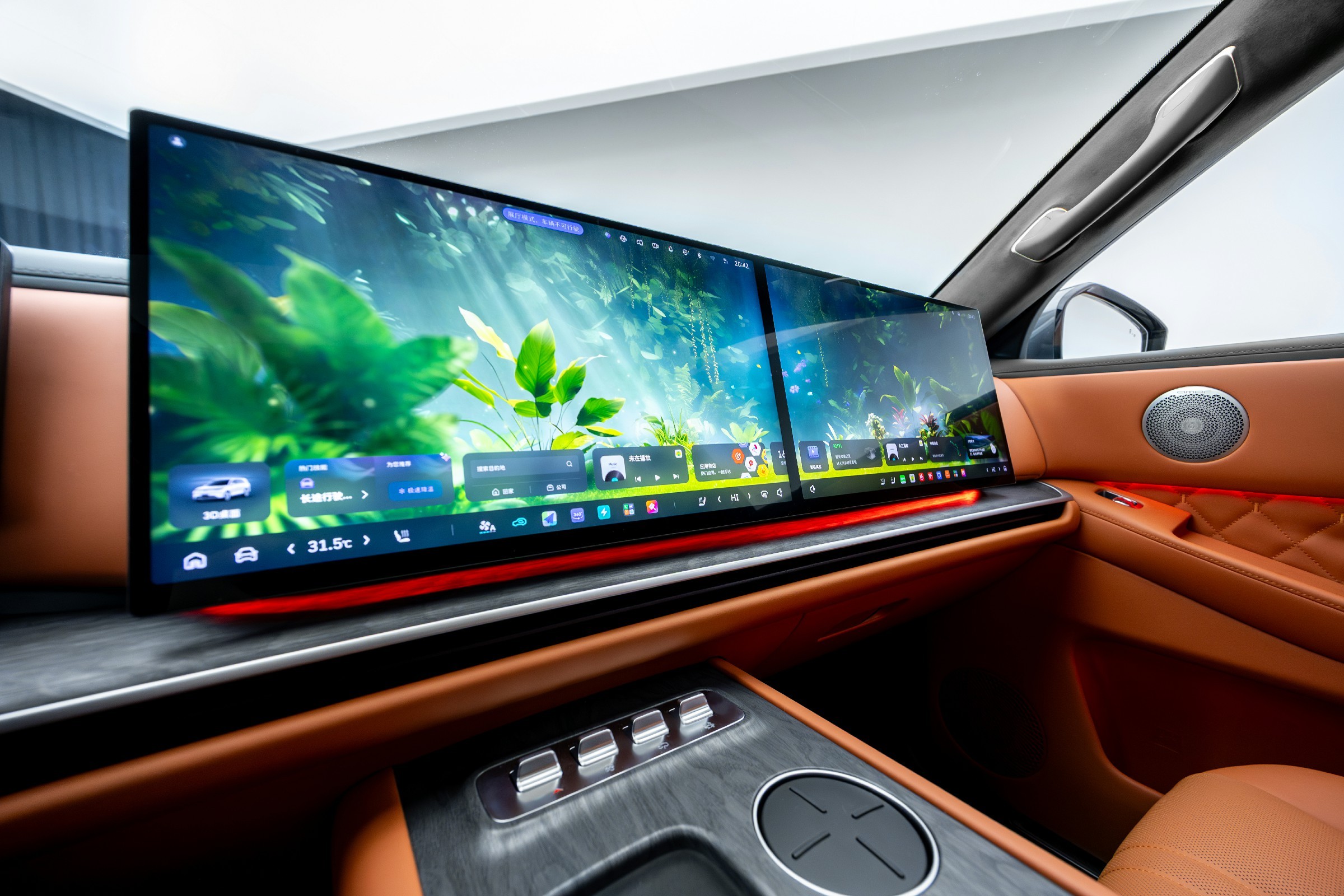 魏牌V9X是长城归元S平台首款AI豪华六座旗舰。锚定50万级高端市场，可谓是长城