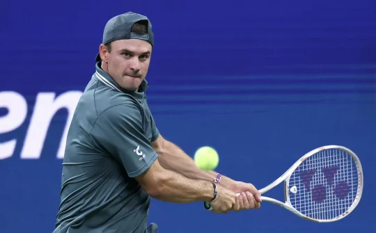 “小帅”保罗挺进次轮