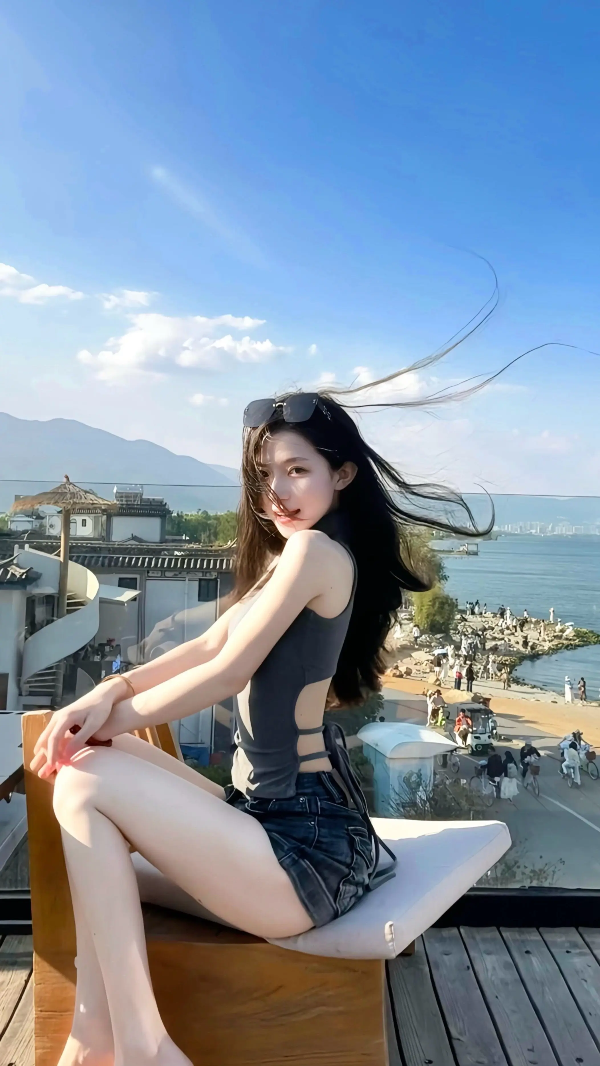 飞过了一万公里 数着自己和你的距离