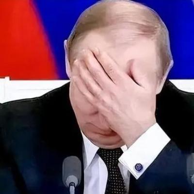 现在的俄罗斯大概率只剩下两条路了:要么低头，把吞进去的地全吐出来，赔到服气;要么