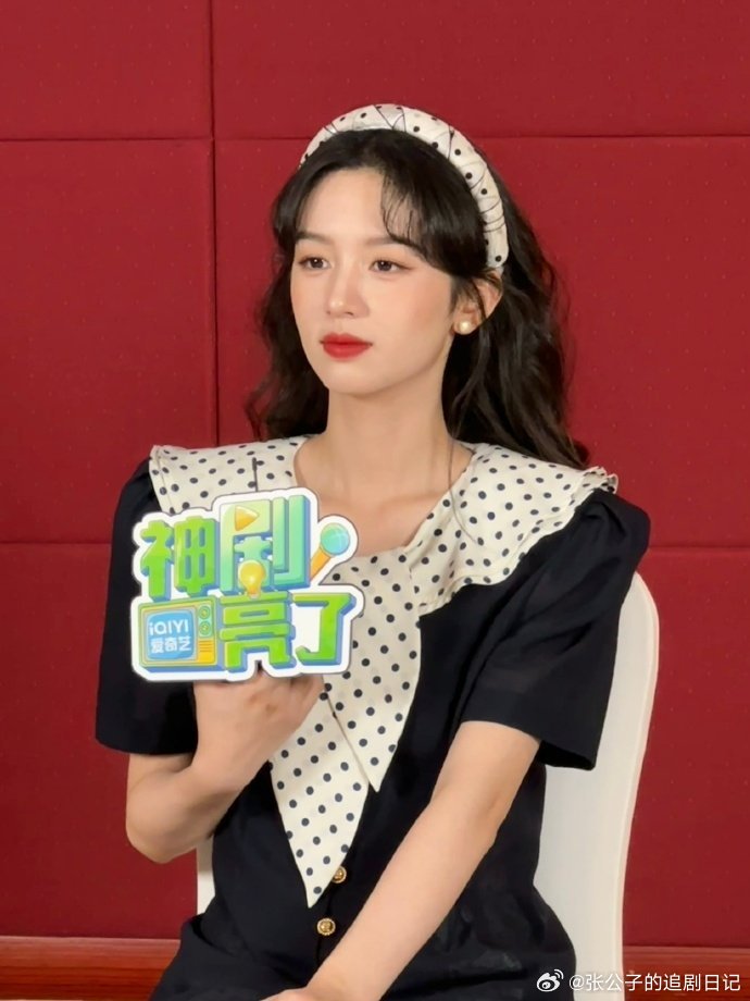 周也和范丞丞是打麻将认识的周也范丞丞第一次认识是打麻将 第一次见面就搓麻将，完全