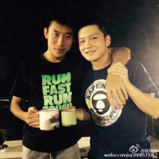 新年到了 喝点儿 