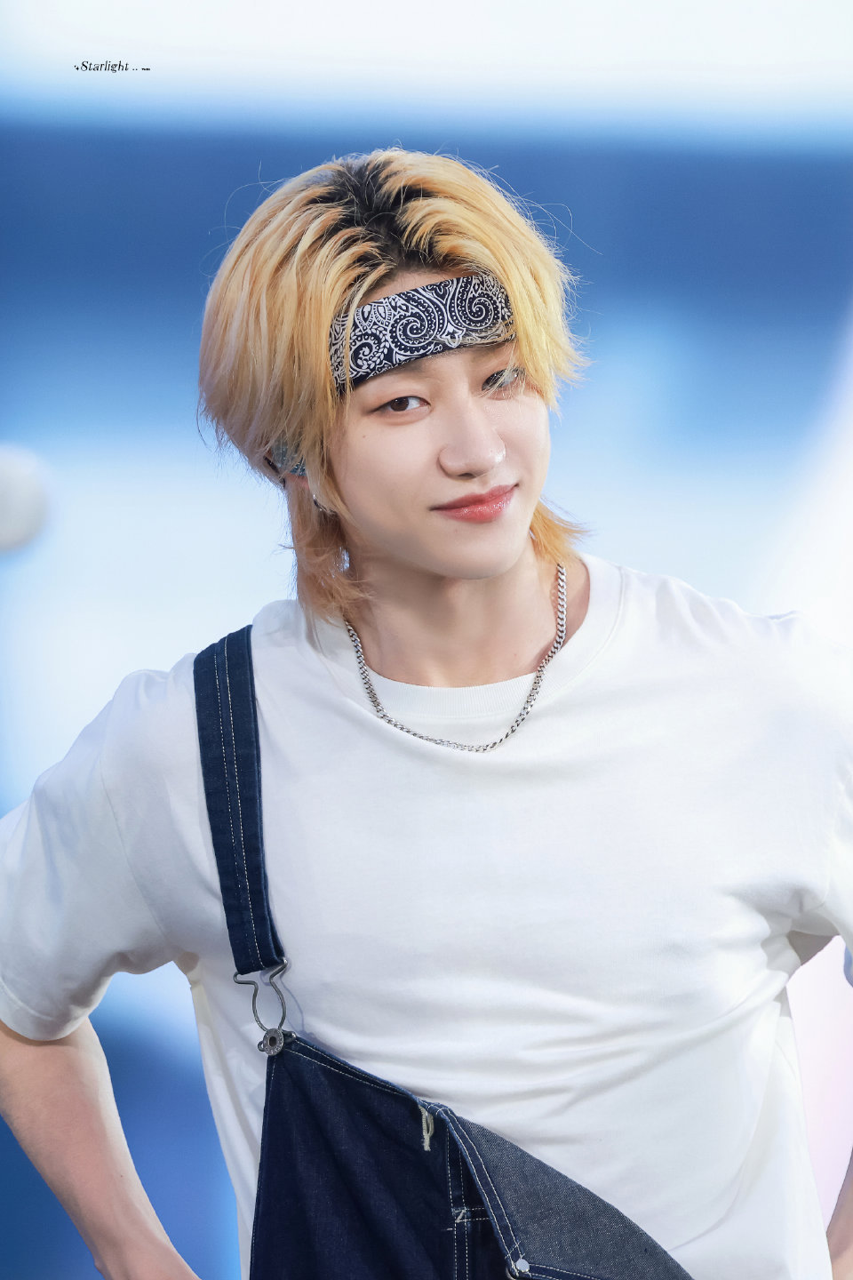 徐明浩📸0621克拉岛🎵牛仔背带、海军制服，金发王子阳光上线☀️ 
