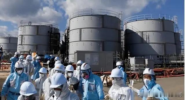 2025年末，日本在拥核问题上动作不断，竟开始碰瓷中美。日本首相官邸高官公然宣称