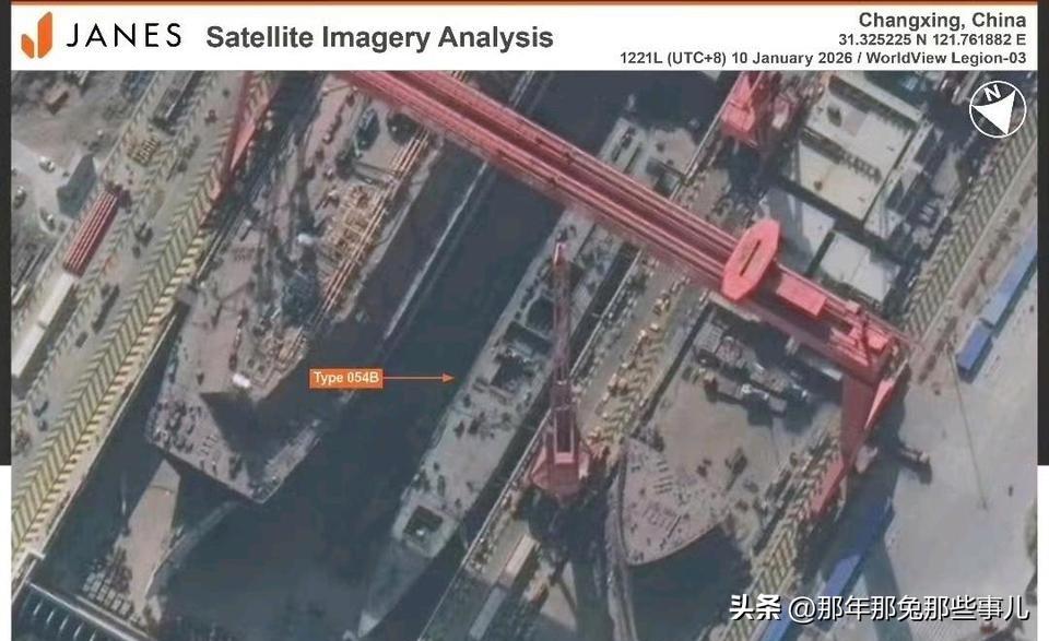 054B护卫舰批量下饺子！
第二批4艘今日下水开工
 
谁能想到去年刚服役两艘，