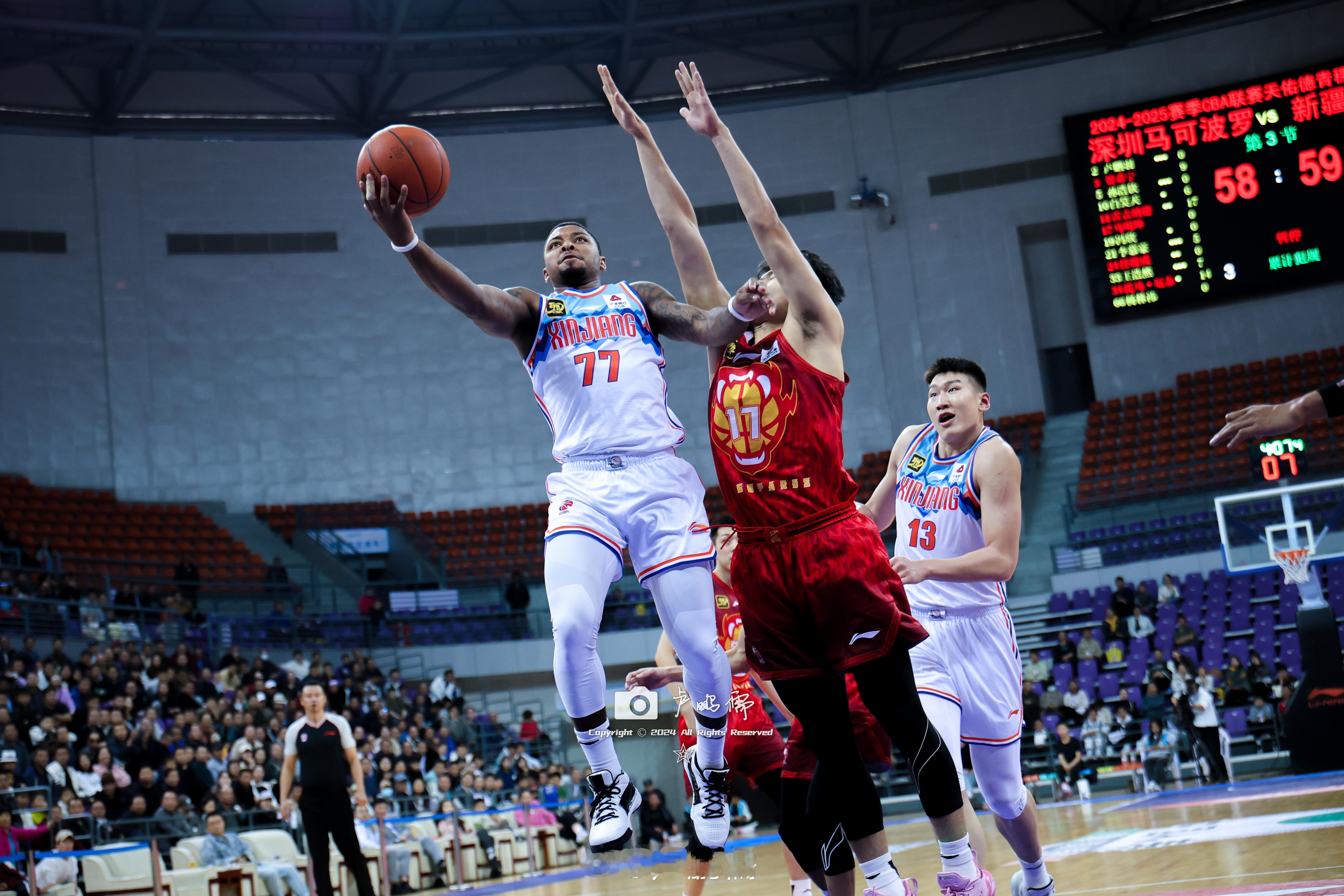 📸外援组合 皮特森+劳森+黑根斯将小事做好，才能成大事，一步一个脚印才能攀上高