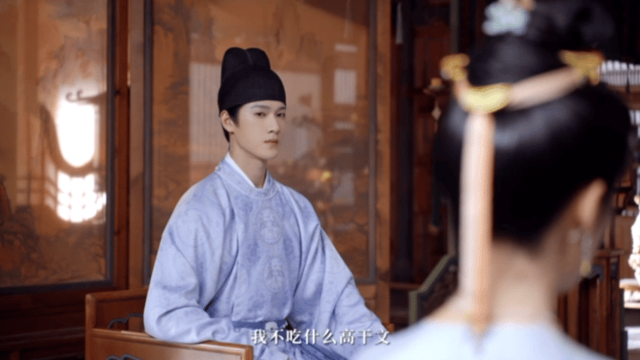 王影璐她逃他追她插翅难飞 谁懂啊！看王影璐在特辑里随口抛梗，一句“她逃他追她插翅