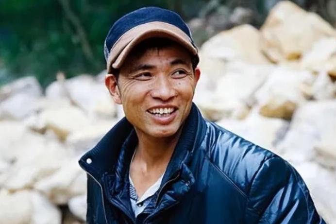 2014年，广西一男子肝癌晚期，他自掏腰包17万修路，却不治病。哪料，修路还差8