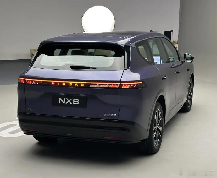 东风日产NX8只要14.99万元起，中大型SUV。纯电和增程，这个价格应该可以了