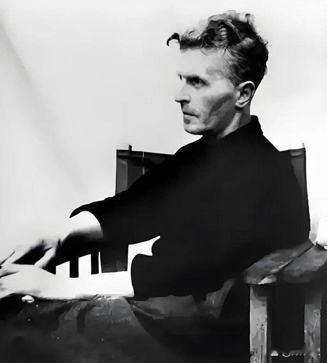 1951年，62岁的天才哲学家维特根斯坦，在患癌后放弃治疗，在衣衫褴褛，贫病交加