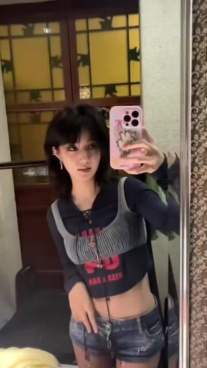 姐姐的魅力好大啊，给我迷住了呢——