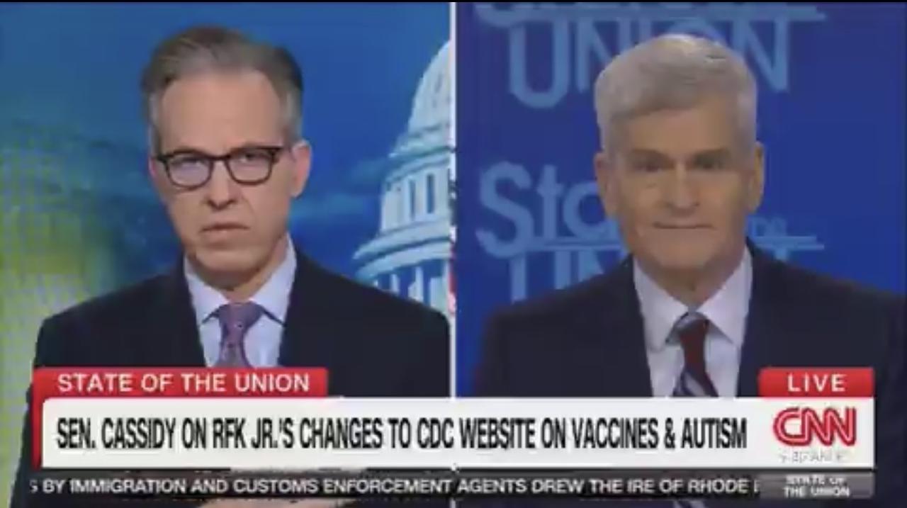 CNN主持人塔珀Tapper：你投下的决定性一票，让小罗伯特·肯尼迪得以担任卫生