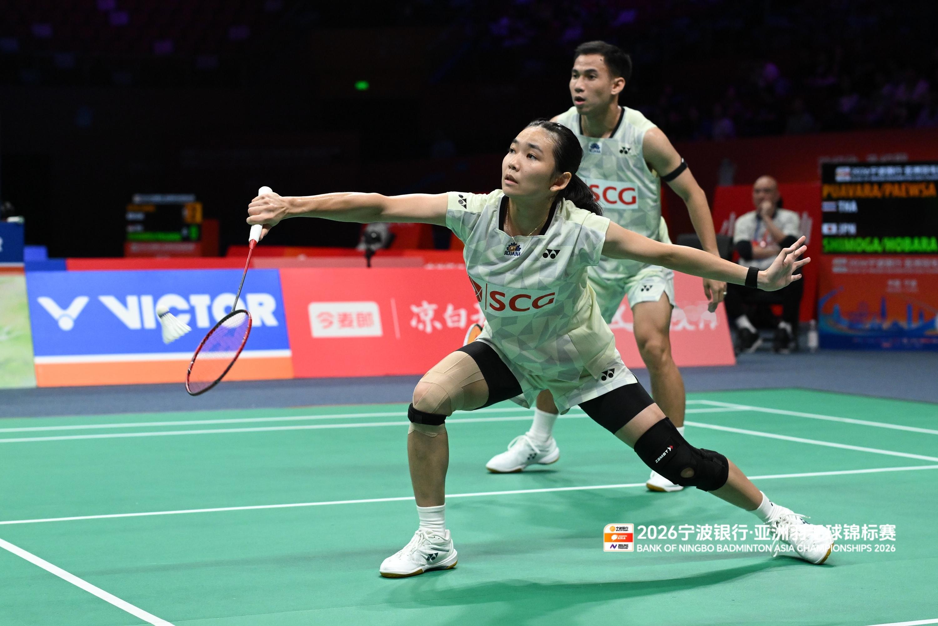 德差波/苏皮萨拉🇹🇭 21-9、21-16 🇯🇵霜上雄一/保原彩夏下轮：