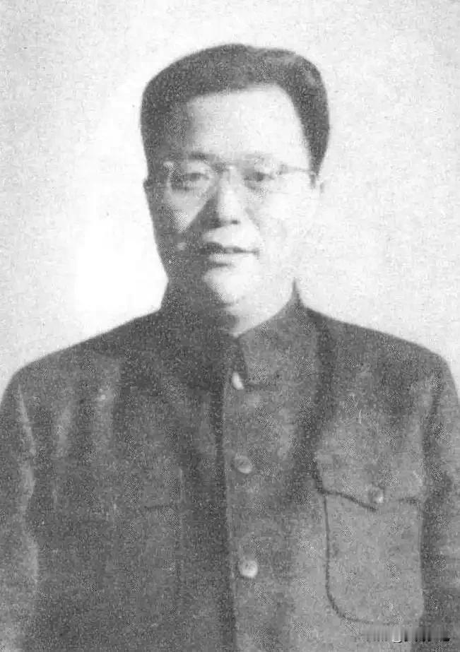 毛主席点将的"俞家三少爷"：37岁治天津，把烂摊子建成北方明珠！
 
1949年
