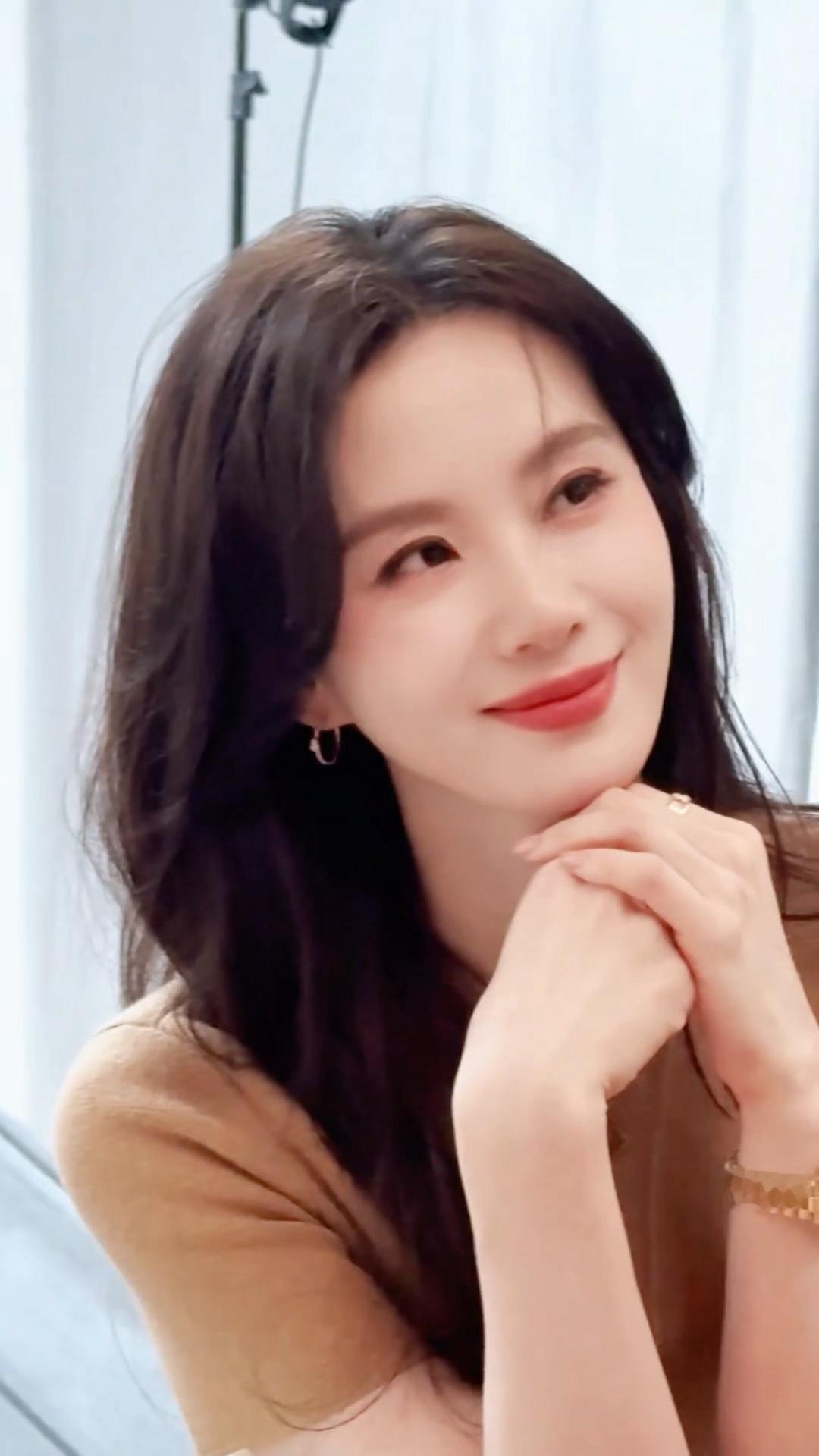 新年祝福语大家新年快乐，万事如意，大顺大财大吉祥，也期待《惊蛰无声》小玉，期待刘