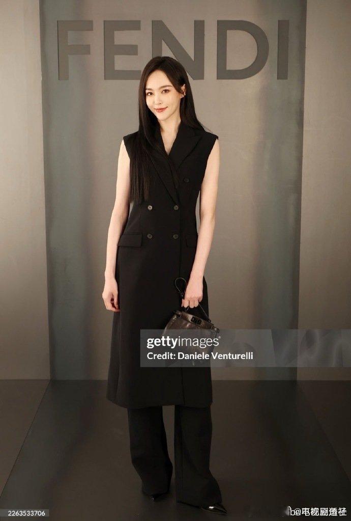 宋雨琦米兰时装周g社生图唐嫣时装周g社生图唐嫣宋雨琦米兰时装周g社生图唐嫣宋雨琦