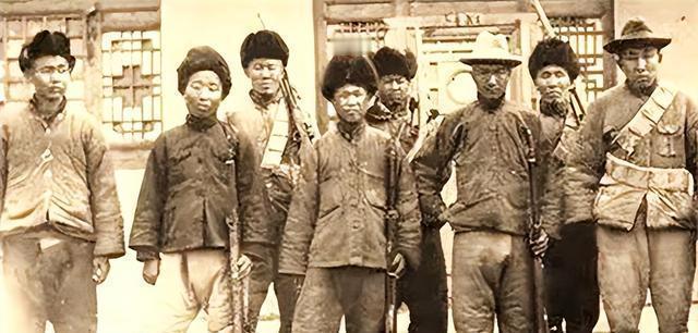 影视剧都弱爆了，真实的座山雕有多狠？比影视剧中更加恐怖

乱世之中，张乐山的信条