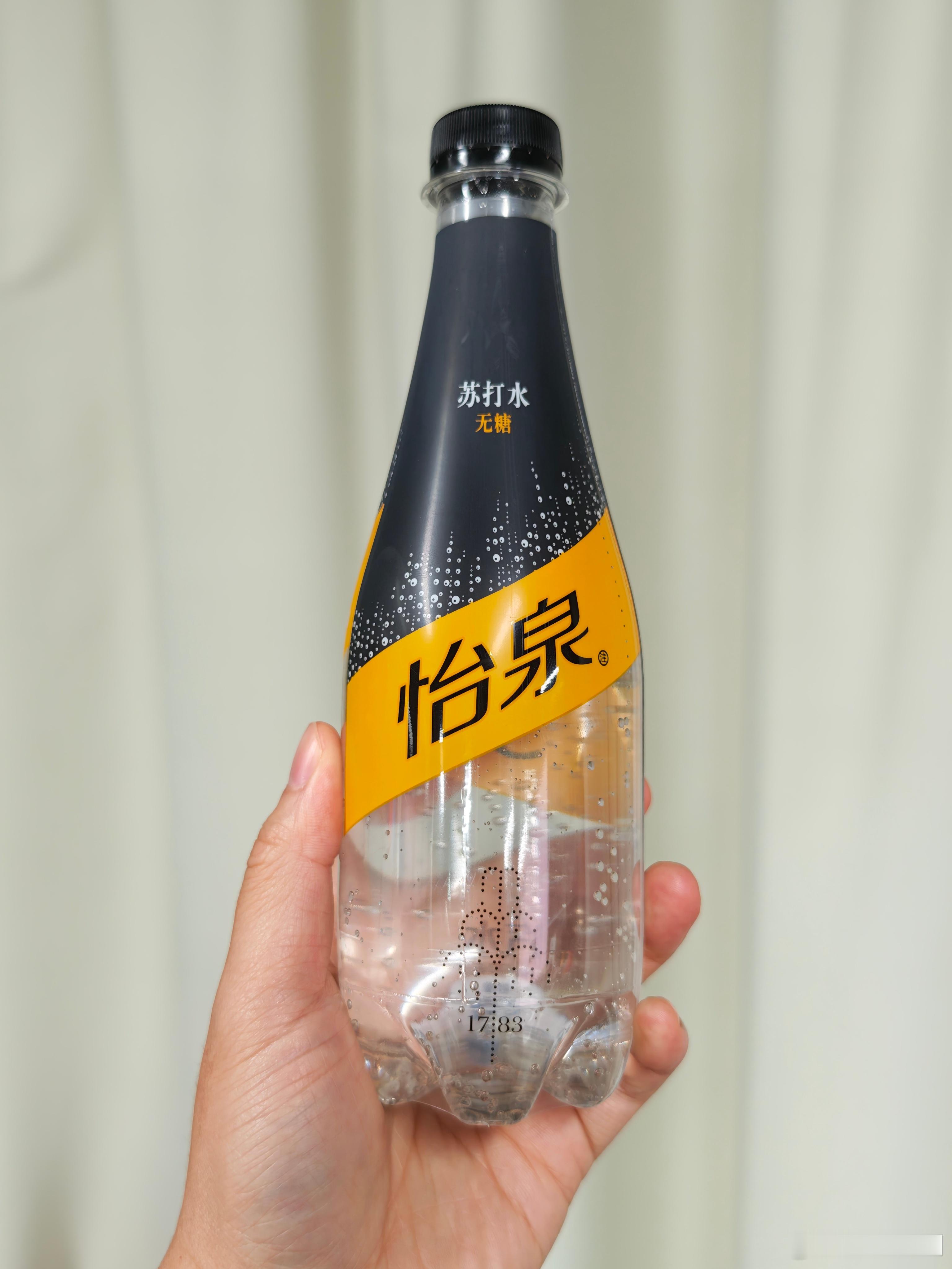 不知道从什么时候开始，喜欢喝苏打水了。。。 