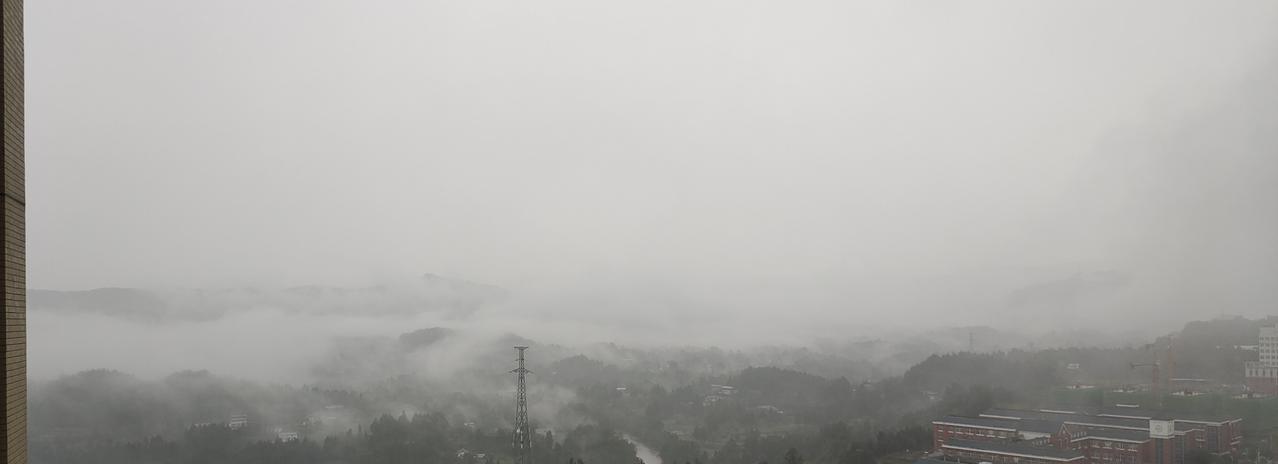 一副天然山水画，看尽世间美好！水墨风格山水画 最近天天下雨，都把人下的起霉了，看