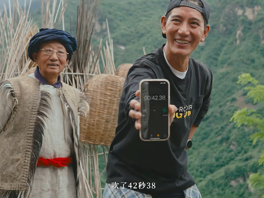 #蒲巴甲自曝在猪圈门口学乐器#【男星自曝在“猪圈”门口学乐器，曾练到头晕缺氧】#